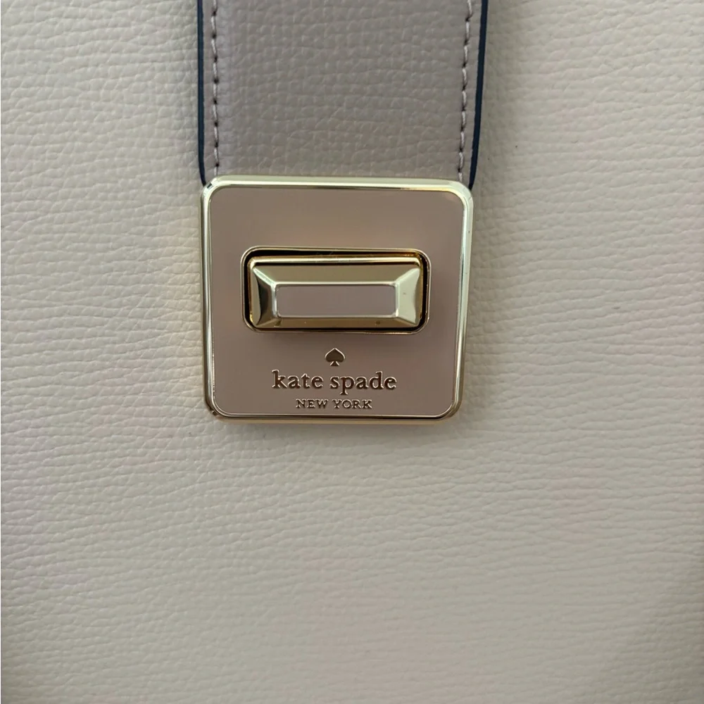 Kate Spade Tote Bag - Picture 3 of 10
